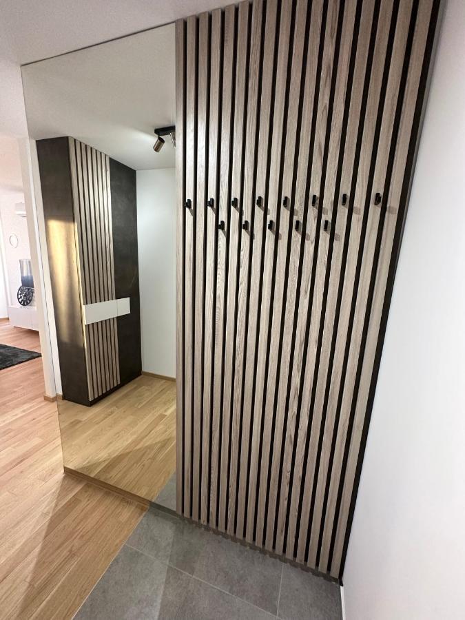 Ema Apartment